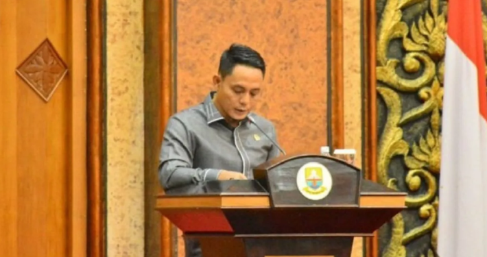 Unsur Pimpinan DPRD Jambi Lengkap, Samsul Riduan Dilantik Jadi Waka DPRD