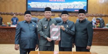 Paripurna DPRD Tanjabbar, Dengarkan Pendapat Akhir Bupati dan Ranperda Pembangunan Industri Tahun 2025-2045