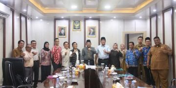 Bupati Tanjab Barat Tegaskan Komitmen Tingkatkan Pelayanan Publik