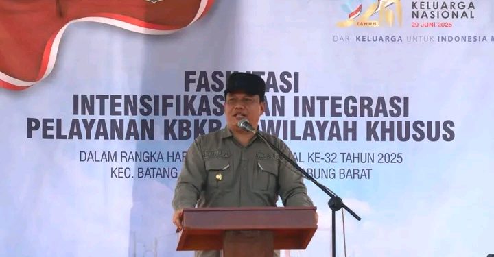 Wakil Bupati Tanjab Barat Hadiri Pelayanan KB-KR dalam Kirab Bangga Kencana Harganas ke-32
