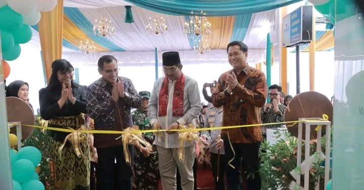 Bupati Tanjab Barat Resmikan Gedung Baru BSI KCP Kuala Tungkal