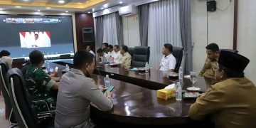 Bupati Tanjab Barat Ikuti Peluncuran Logo dan Tema HUT ke-80 RI Secara Virtual