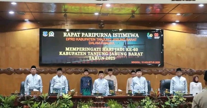 Bupati UAS dan Wabup Katamso Hadiri Rapat Paripurna Istimewa Peringatan Hari Jadi Kabupaten Tanjab Barat ke-60
