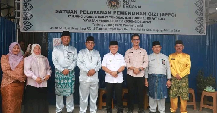 Bupati UAS Dampingi Gubernur Jambi Tinjau SPPG