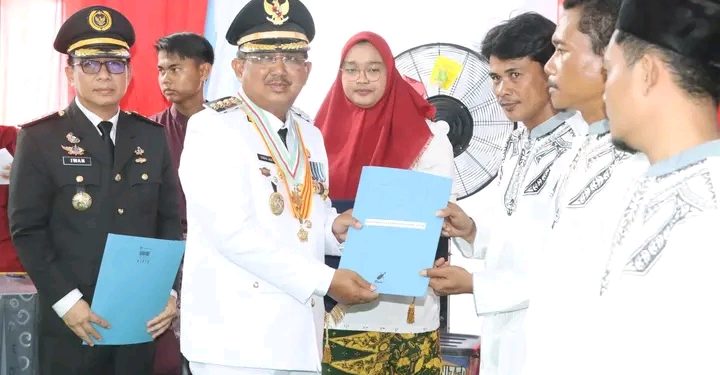 Bupati UAS Hadiri Upacara Pemberian Remisi Warga Binaan Lapas Kelas II-B Kuala Tungkal Tahun 2025
