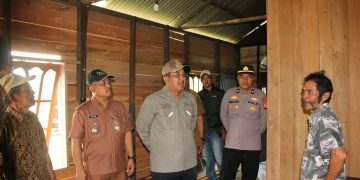 Pastikan Tepat Sasaran, Bupati UAS Tinjau Progres RTLH dan Relokasi Korban Longsor di Senyerang