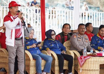 Gubernur Al Haris Dukung Pembinaan Atlet Muda Lewat Piala Soeratin