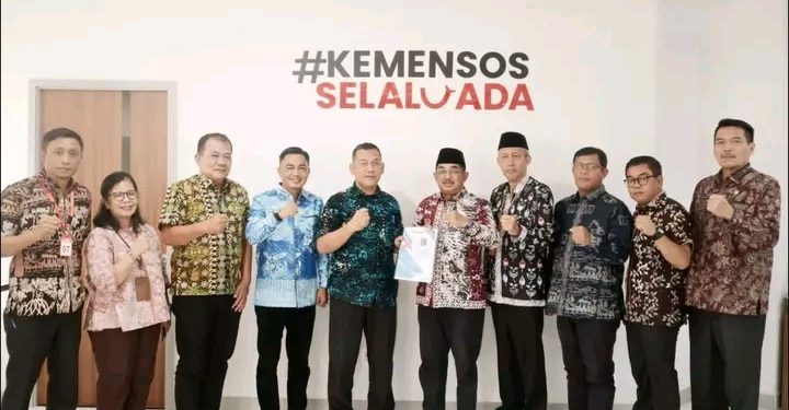 Bupati UAS Bahas Percepatan Pembangunan Sekolah Rakyat di Kemensos RI
