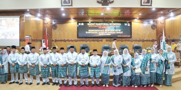 Peringati Hari Jadi Kabupaten ke-60, DPRD Tanjabbar Gelar Paripurna lstimewa