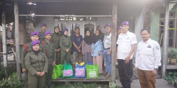 Kolaborasi Berbagi Untuk Sesama, Sekwan, Menwa dan IARMI Tanjab Barat Berikan Bantuan