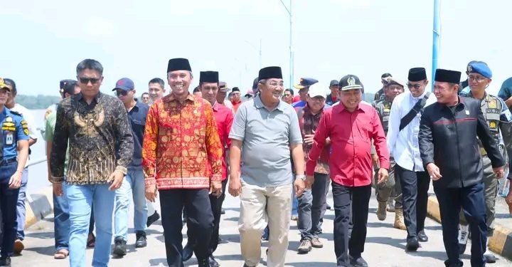 Bupati Anwar Sadat Dampingi Anggota DPR RI Komisi V Reses di Tanjab Barat