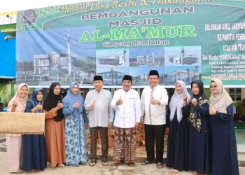 Usai Safari Jumat, Bupati dan Wakil Bupati Pimpin Peletakan Batu Pertama Masjid Al-Ma’mur Simpang Rambutan
