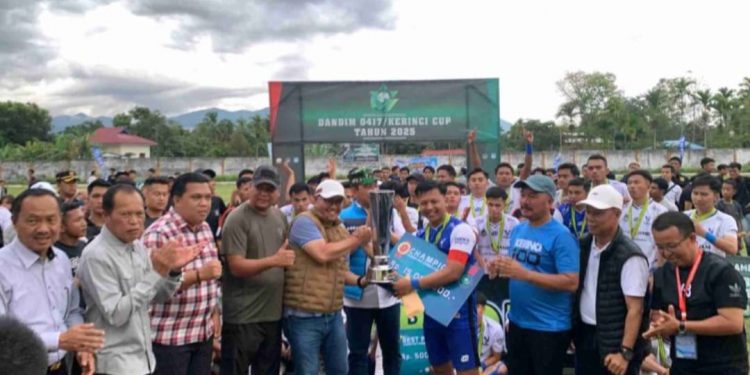 Penutupan Turnamen Piala Dandim 0417/Kerinci Berlangsung Meriah!