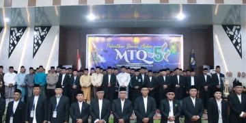 Wagub Sani Lantik Dewan Hakim MTQ Ke-54 Tingkat Provinsi Jambi