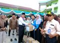 Wagub Sani Salurkan 503 Paket Bantuan Dumisake Pendidikan di Tanjung Jabung Barat
