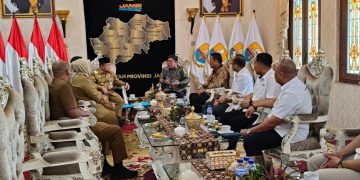 Semen Baturaja Kini Tangani Wilayah Jambi, Gubernur Al Haris Dorong Promosi dan Dukungan Infrastruktur