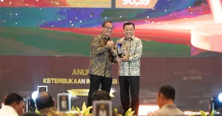 Pertama Kalinya, Jambi Raih Anugerah Keterbukaan Informasi Publik 2025