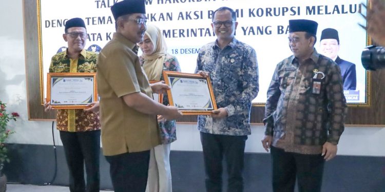 Dua Tahun Berturut-turut, Setwan Tanjabbar Raih Peringkat Tiga Besar Nilai Capaian Evaluasi SAKIP 2025