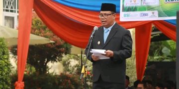 Wabup Katamso Pimpin Upacara Hari Amal Bhakti ke-80 Kemenag RI di Tanjab Barat