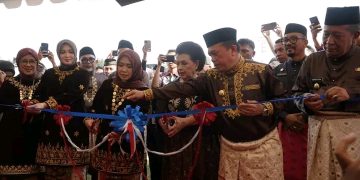 Gubernur Al Haris Launching “Jambi Elok Nian” dan Buka Parade Budaya serta Pameran Jambi Mantap Expo