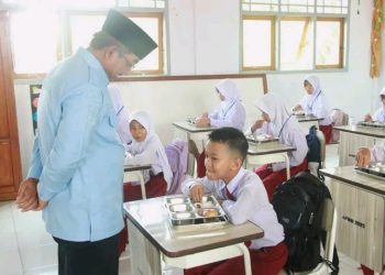 Bupati Anwar Sadat Pastikan Pelaksanaan Tes Akademik SD Berjalan Lancar