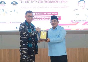 Bupati Anwar Sadat Sambut Kunker Danlanal Palembang, Perkuat Sinergi Keamanan Maritim