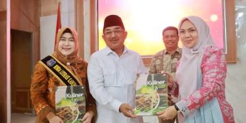 Bupati dan Bunda Literasi Tanjab Barat Luncurkan Buku Kuliner Khas Daerah pada Pengukuhan Bunda Literasi 2026