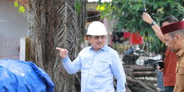 Usai Hadiri Silaturahmi PABPDSI, Bupati Anwar Sadat Tinjau Pengerjaan Box Culvert di Tanjung Bojo