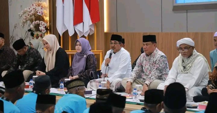 Bupati Anwar Sadat Lepas 376 Calon Jemaah Haji Tanjab Barat 2026, Titip Doa untuk Daerah dan Tuan Guru