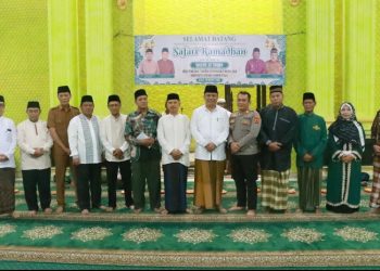Sekretaris DPRD Tanjab Barat Hadiri Safari Ramadhan di Desa Pematang Tembesu