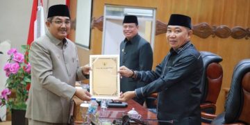 Gelar Paripurna, DPRD dan Pemkab Tanjab Barat Evaluasi Capaian Kinerja Tahun 2025