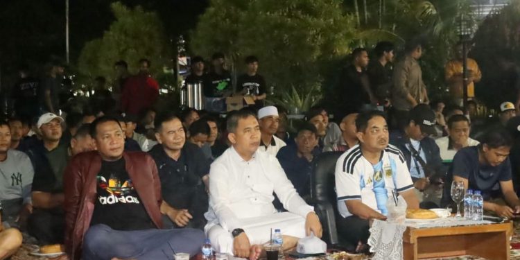 Nobar Bersama Masyarakat, Bupati Anwar Sadat Saksikan Argentina Lolos ke Final Piala Dunia 2026