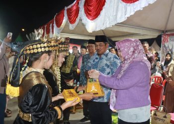 Malam Seni Budaya Kerinci Semarakkan Bulan Serengkuh Dayung Serentak Ketujuan 2026, Harmoni Keberagaman Terus Menggema di Kuala Tungkal