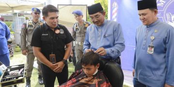 Hari Jadi ke-61 Tanjab Barat, Bupati Anwar Sadat Gelar Syukuran, Hadirkan 70 Stan UMKM dan Pangkas Rambut Gratis