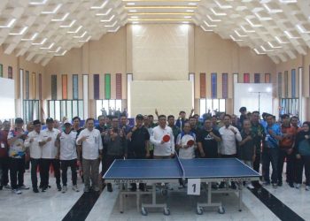 Semarakkan HUT ke-81 RI dan Hari Jadi ke-61 Tanjab Barat, Wabup Katamso Buka Turnamen Tenis Meja Antarinstansi