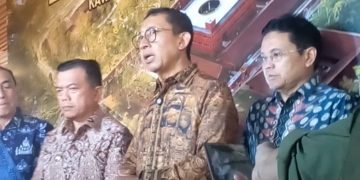 Tegas, Menbud Fadli Zon Usulkan Tutup Saja Stockpilenya !