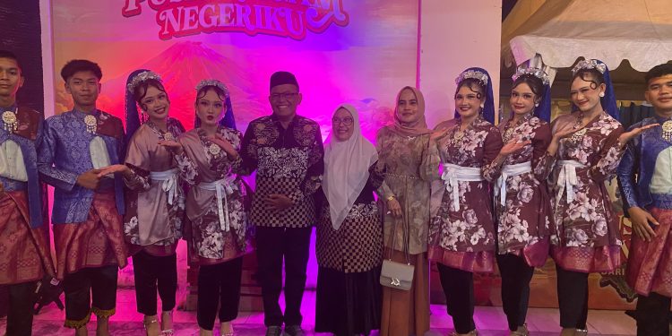 Sanggar Pinang Merah Sukses Guncang Panggung Pusparagam Negeriku Jambi