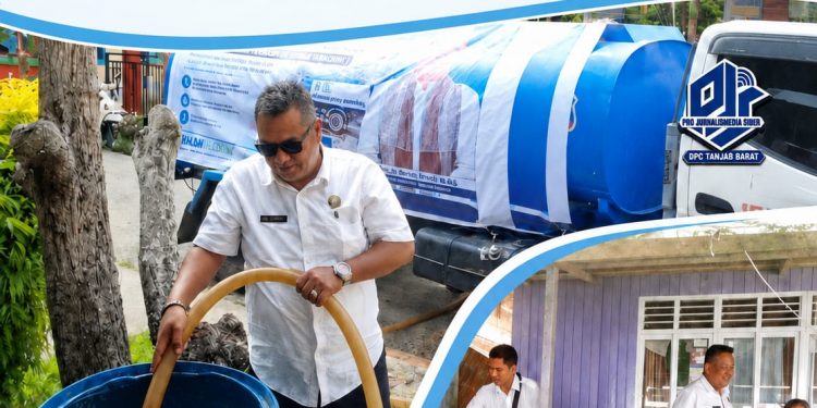 Hadir di Tengah Masyarakat, PDAM Tirta Pengabuan Berikan Bantuan Air Bersih Gratis
