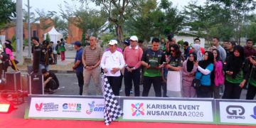 Semarak HUT ke-81 RI di Jambi: Wagub Abdullah Sani Lepas Ratusan Peserta Fun Run Lintasi Gentala Arasy