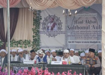 Bupati Anwar Sadat Hadiri Haul Ulama dan HUT Ponpes Sa’adatul Abadiyah Kuala Tungkal