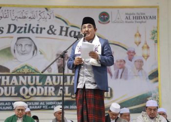 Hadiri Haul Akbar Syekh Abdul Qadir Al-Jailani, Bupati UAS Ajak Generasi Muda Perkuat Ilmu dan Akhlak