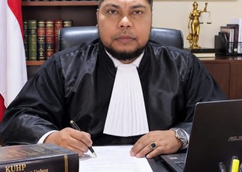 Praktisi Hukum Chandra Makkawaru Tantang Kapolda Jambi Ambil Alih Kasus Penyerangan Rumah di Tebo Ilir, Pertanyakan Kinerja Polres Tebo