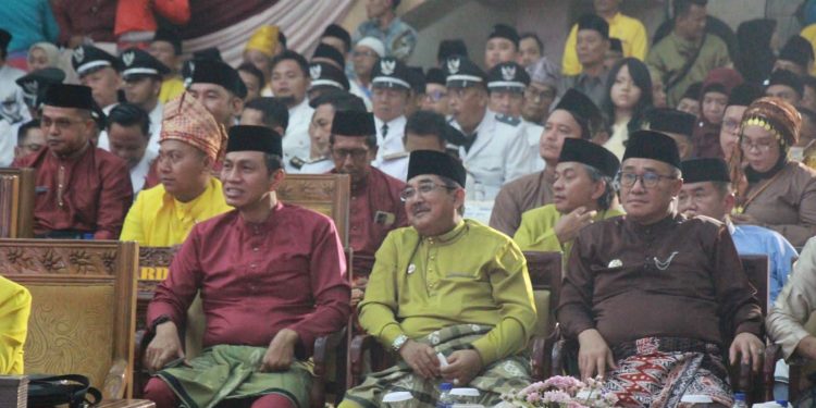 Bupati UAS Hadiri Peringatan Hari Jadi Kabupaten Tanjung Jabung Timur ke-27