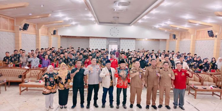 Ketua DPRD Tanjab Barat Hadiri Bimtek dan Rakerda BPD/PABPDSI ke-IV 