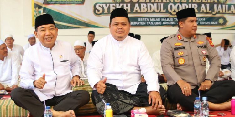 Ketua DPRD Tanjab Barat Hadiri Haul Akbar Syekh Abdul Qadir Al-Jailani 