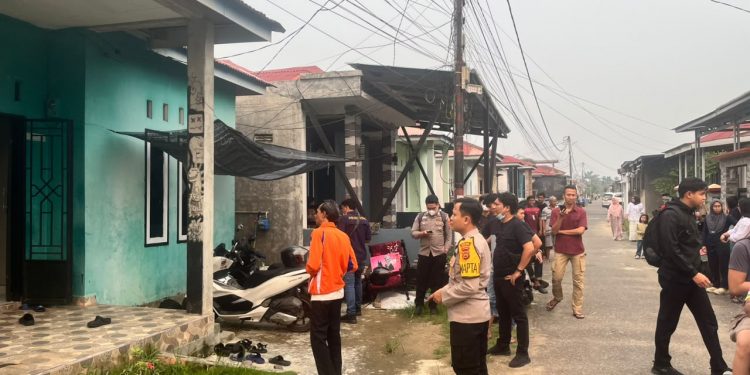 Pria Ditemukan Meninggal Dunia di Perumahan Permata Berlian Kuala Tungkal, Polisi Lakukan Penanganan