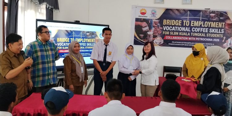 Dorong Keterampilan dan Pengetahuan, PetroChina Berikan Pelatihan Barista dan Wirausaha Kopi bagi Siswa dan Alumni SLB Negeri Kuala Tungkal